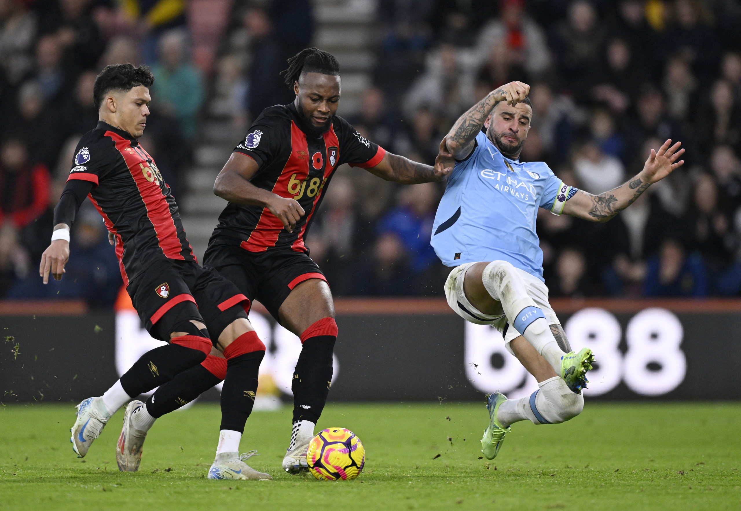 Soi kèo Bournemouth vs Man City, 22h00 ngày 02/11 - Ngoại Hạng Anh